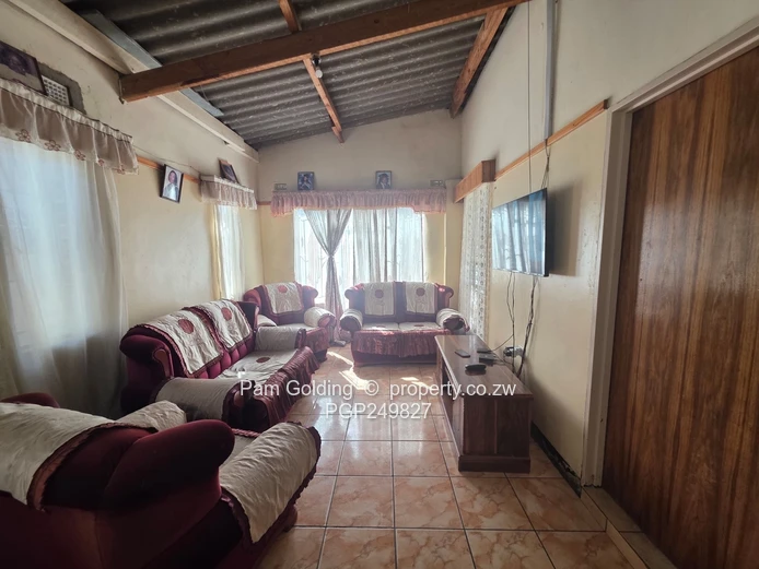 House For Sale In Cowdray Park