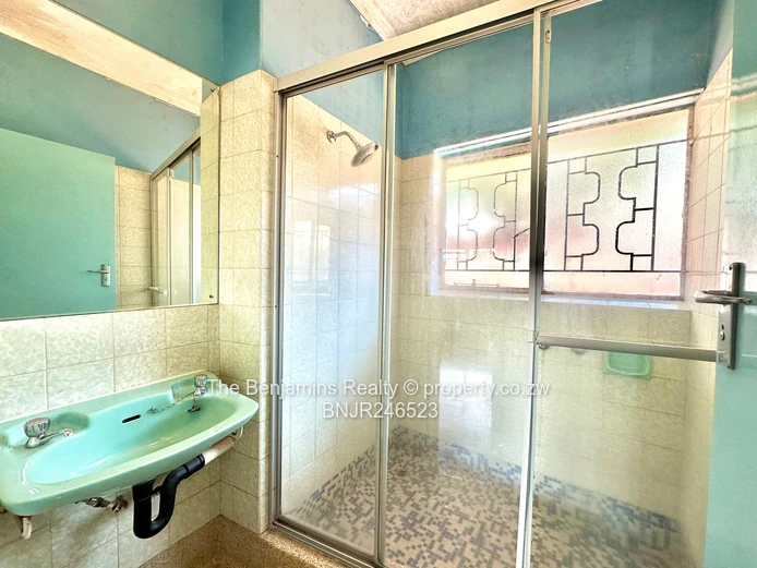 3 Bedroom Home In Hillside - For Sale
