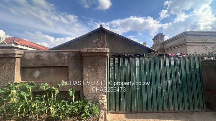 Chitungwiza Unit L Extension | 4-Bedroom House
