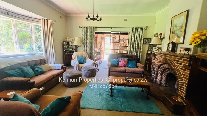 Golden Oldie Family home with Cottage (Sole Mandate)