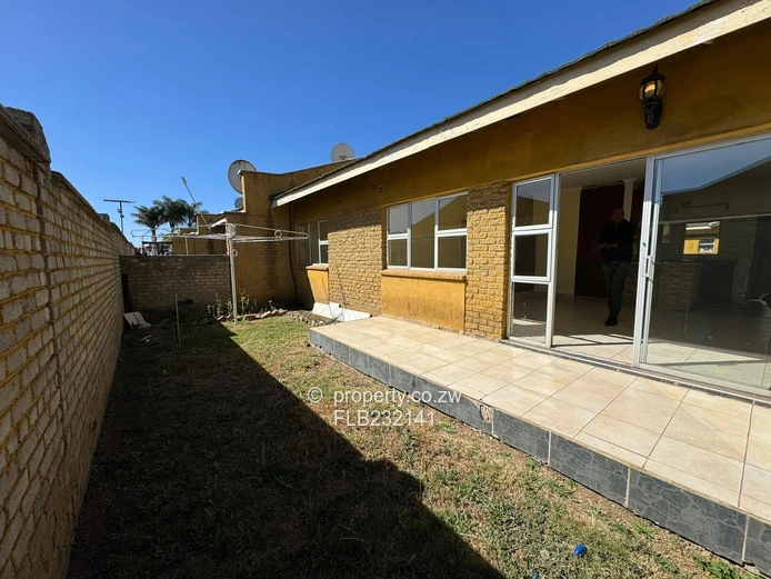 2 bedroomed flat in Madokero