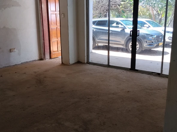 3 Bedroom Flat & Apartment