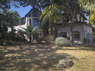 House For Sale In Glen Lorne Folyjon Crescent