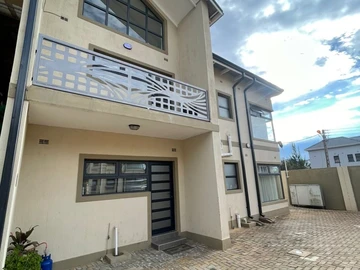 3 Bedroom Townhouse Complex