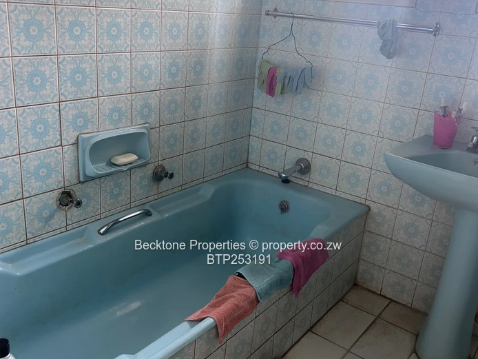 Double storey Woodlands House for Sale 