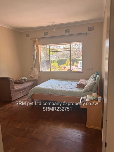 A house to let for either residential or commercial use