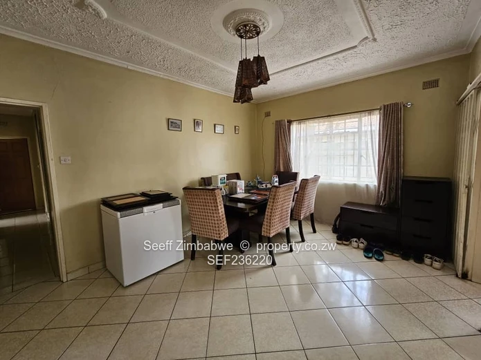PRIME RENTAL OPPORTUNITY: Modern 3-Bedroom Home with Self-Sufficiency in Madokero Estate
