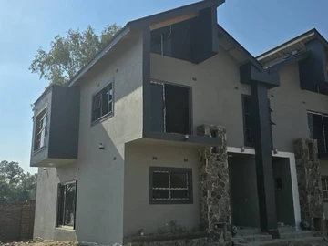 3 Bedroom Flat & Apartment