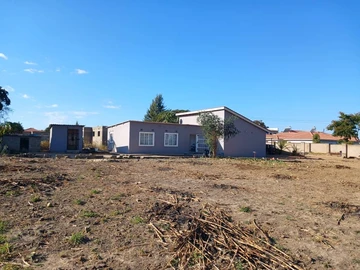 3 Bedroom House For Sale In Kwekwe's Southwood Suburb