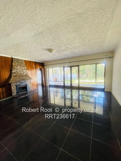 4 bed family home in Greystone Park