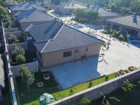 13 Unit Townhouse Complex