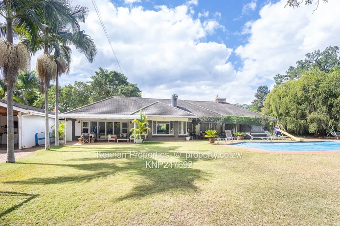 Four bedroom home in an excellent location with a cottage, pool and a prolific borehole (Sole Mandate)