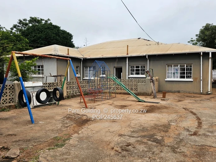 Commercial Corner In Famona