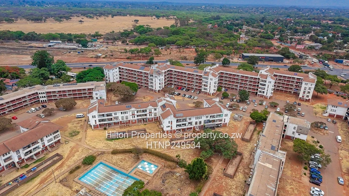 Eastlea 2-Bed Apartment — Borehole & Parking