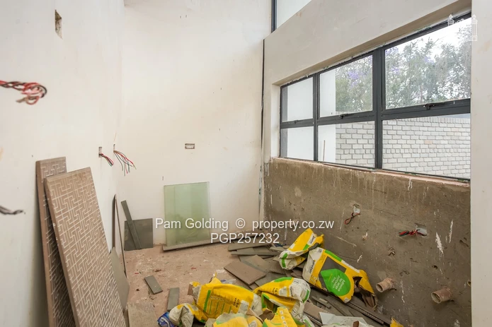 Spacious 3 Bedroom Cluster(semi-detached) for sale in Pomona