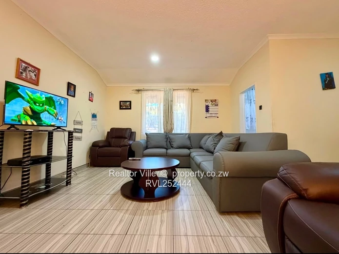 Kariba Heights House For Sale 