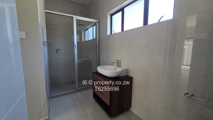 Beautiful Brand New 2 Bed Garden Apartment