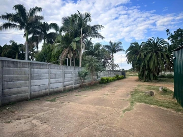 Commercial & Industrial Land
