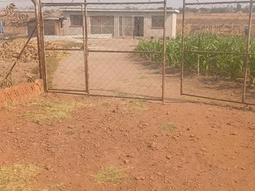 Farm & Agricultural Land