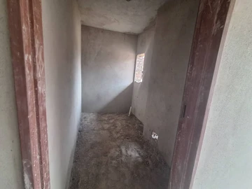 2 Bedroom Flat & Apartment