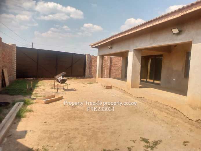 Newly built exceptional home !!