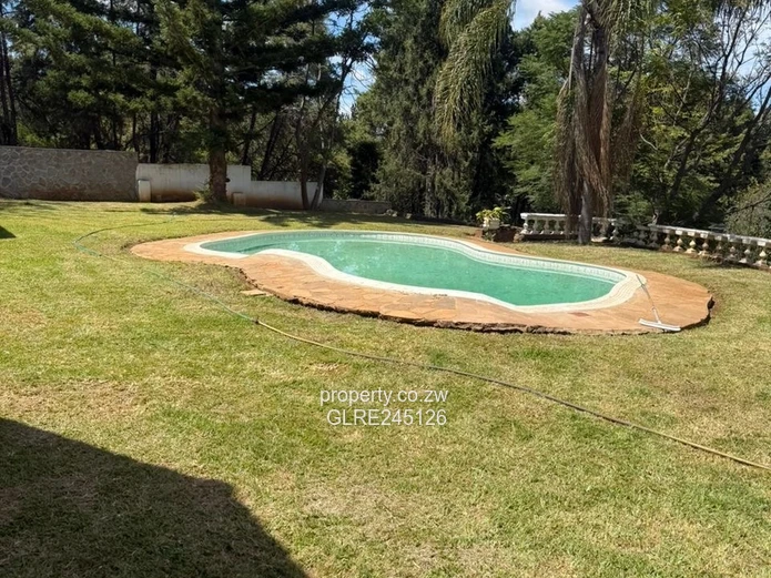 Spacious 5-Bed Greystone Park Home with Pool & Borehole