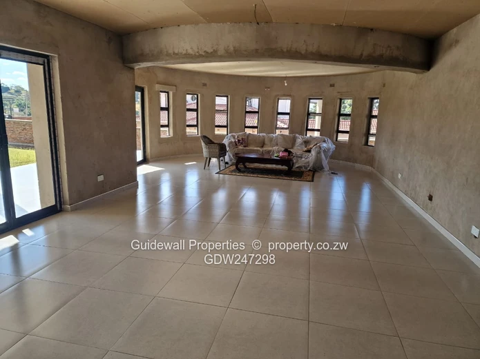 Spacious 5 bed house for sale in Brookview