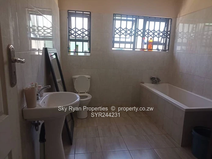 Glen Lorne Cluster To Let