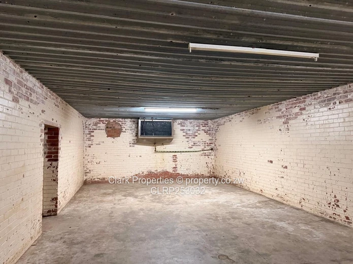 Industrial & Commercial Property For Sale