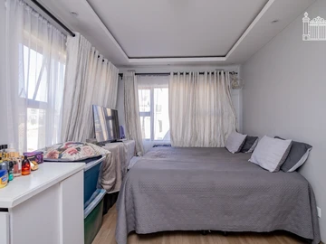 4 Bedroom Garden Flat