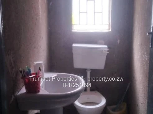 4-Bed, 2-Bath Maridale Home — Walled, Garage & Good ZESA