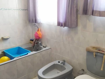 Farm & Agricultural Land