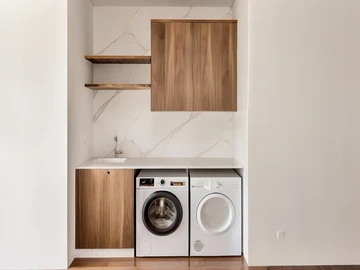 7 Unit Townhouse Complex