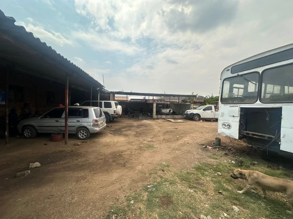 Warehouse & Factory