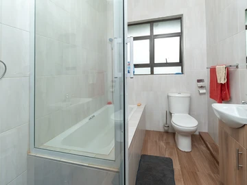 3 Bedroom Garden Flat