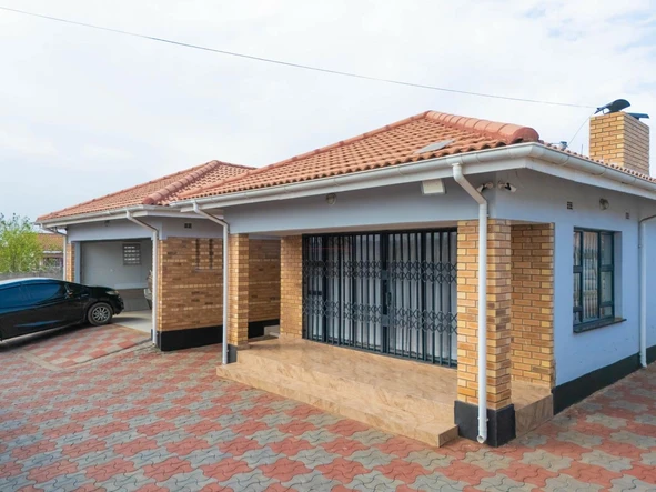 5 Bedroom House