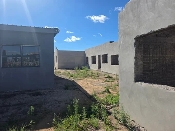 7 Unit Townhouse Complex