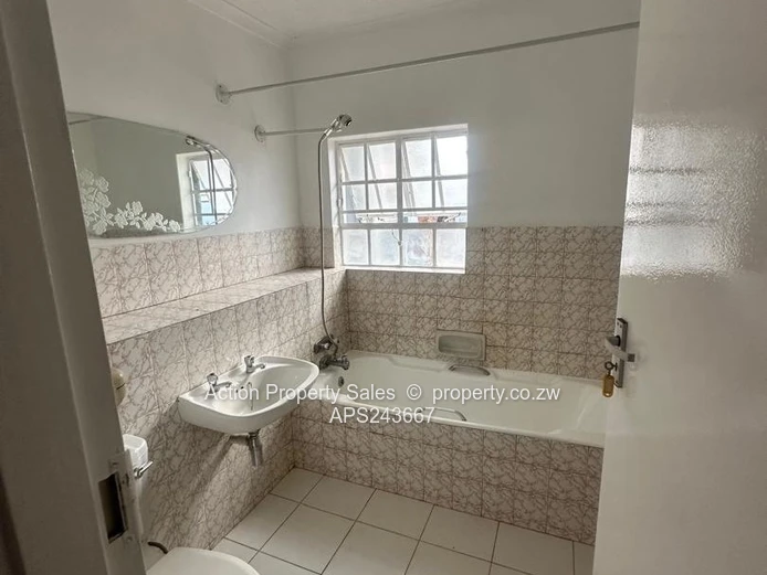 Garden Flat In Avondale 1st April $1300 Inc Levy 