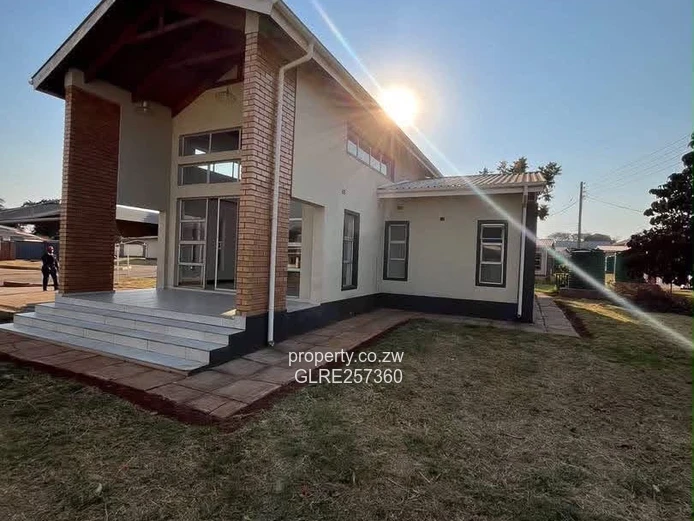 Modern 4-Bed Garden Flat in Westgate, Harare West — Borehole