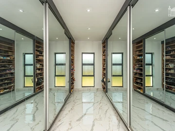 5 Bedroom Townhouse Complex