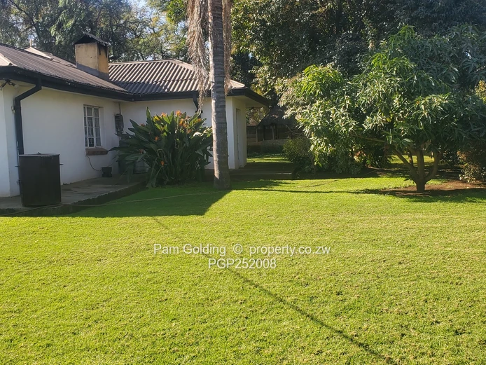 Invest in this sought after neighbourhood. (Sole Mandate)