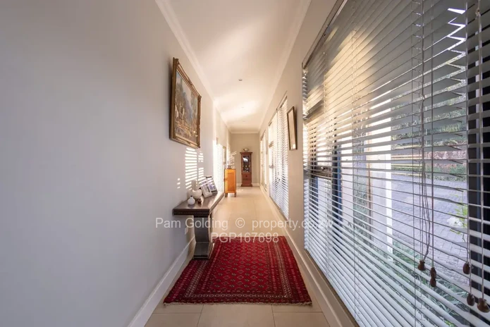 Contemporary Home On Price Drive - Exquisite Views