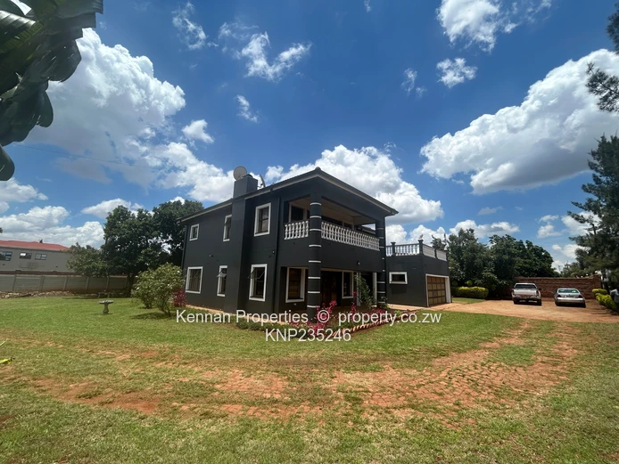 Spacious Home in Mt Pleasant Heights (Sole Mandate)