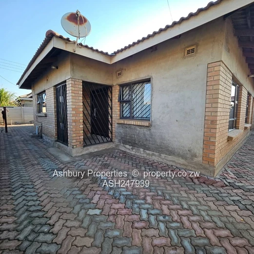 A Spacious and  Beautiful Startup House at Madokero Estates,Tynwald! (Sole Mandate)
