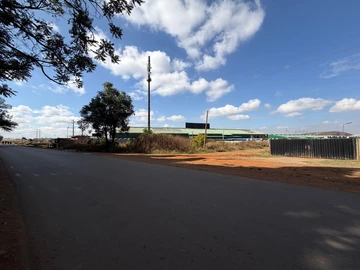 Commercial & Industrial Land