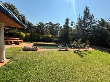 5 Bedroom House