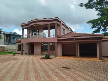 5 Bedroom House