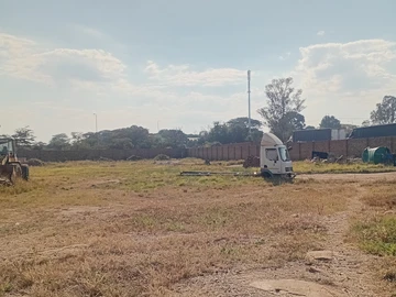 Commercial & Industrial Land