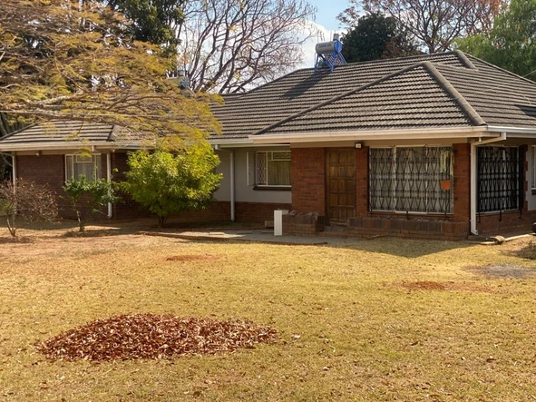 A spacious 4bedroomed family home for sale in Greendale