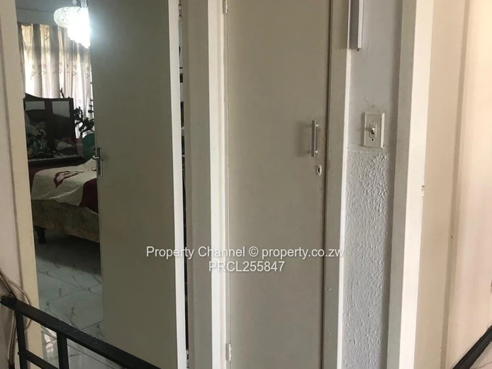 Available Is A 2 Bed Apartment In Avondale